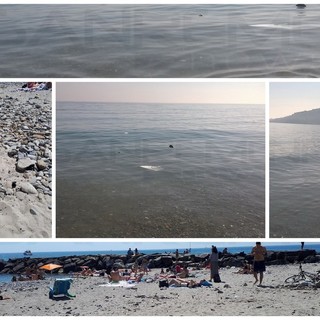 Primo weekend di quasi estate: Ospedaletti si presenta col mare sporco e Sanremo con alcune spiagge non pronte (Foto)