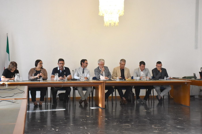 Bordighera: convocato per venerdì prossimo il Consiglio comunale, spicca la mozione di sfiducia al vice Sindaco