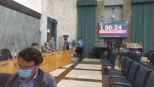 Vicenda mascherine in consiglio comunale ad Imperia, PD cittadino: "Vicenda paradossale!"