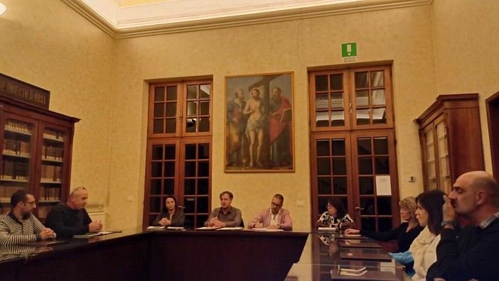 'Camporosso nel Cuore', Gibelli: "Morabito registra il nostro simbolo a suo nome, è un tradimento" (Foto e video) 'Camporosso nel Cuore', Gibelli: "Morabito registra il nostro simbolo a suo nome, è un tradimento" (Foto e video)