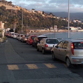 Le immagini dal lungomare di Bussana