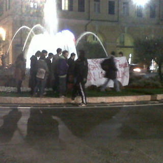 Anche il Collettivo Studentesco di Imperia alla manifestazione contro i 'giochi' della finanza internazionale