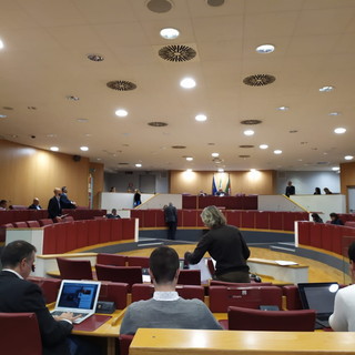 Regione, Toti incontra gli alleati per la giunta, Fdi rivendica due assessorati, Rosso: "Passo indietro da 'Cambiamo'" Regione, Toti incontra gli alleati per la giunta, Fdi rivendica due assessorati, Rosso: "Passo indietro da 'Cambiamo'"