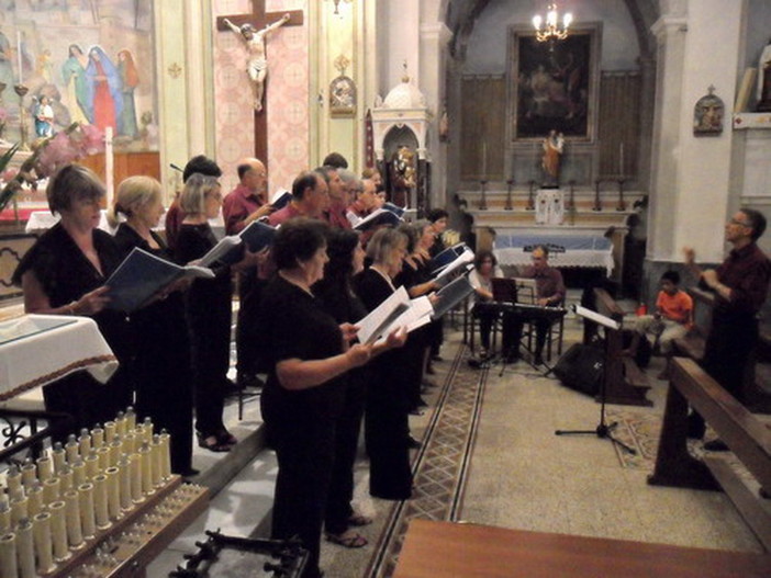 Olivetta San Michele: grande successo ieri sera per il concerto del Coro di 'Cristo Re' Olivetta San Michele: grande successo ieri sera per il concerto del Coro di 'Cristo Re'