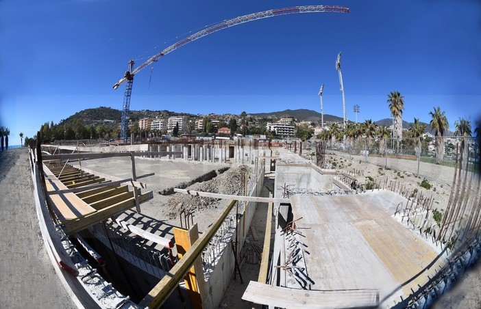 Il cantiere del Palazzetto dello Sport di Sanremo
