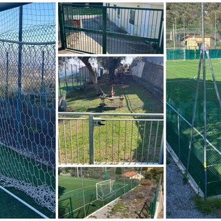 Costarainera: campo sportivo nel degrado e area giochi chiusa, interrogazione di tre Consiglieri (Foto)