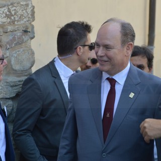 Dolceacqua: Alberto di Monaco salda ulteriormente l'amicizia tra il Principato ed il paese dei Doria (Foto e Video) Dolceacqua: Alberto di Monaco salda ulteriormente l'amicizia tra il Principato ed il paese dei Doria (Foto e Video)