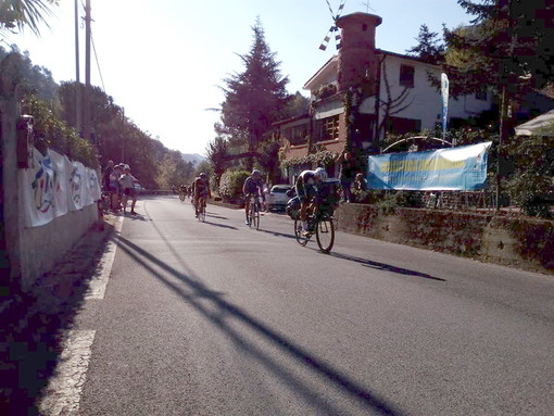 Ciclismo: Pellicanò (Danymark Sanremo) si aggiudica a Camporosso il trofeo 'Rio del Mulino'
