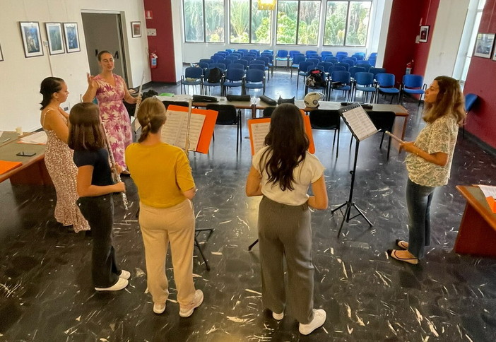 Bordighera, al teatro Golzi va in scena il concerto finale di Note d’aMare (Foto)