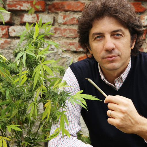 Imperia: giovedì prossimo, MArco Cappato persenta il suo libro 'Credere disobbedire combattere'. L'intervista Imperia: giovedì prossimo, MArco Cappato persenta il suo libro 'Credere disobbedire combattere'. L'intervista