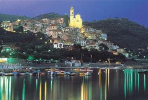 “I tesori nascosti di Cervo: Palazzo Viale e il Bastione di Mezzodì”: un itinerario turistico a Cervo “I tesori nascosti di Cervo: Palazzo Viale e il Bastione di Mezzodì”: un itinerario turistico a Cervo