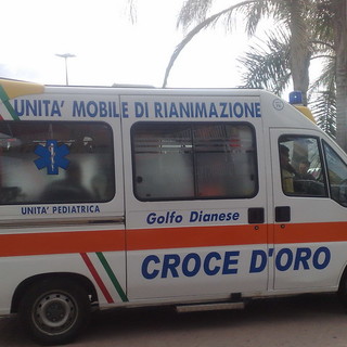 Cervo: 14enne albanese rischia d&amp;#039;annegare, salvato dai