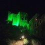 Giornata Mondiale della Salute Mentale, il Castello di Isolabona si tinge di verde Giornata Mondiale della Salute Mentale, il Castello di Isolabona si tinge di verde