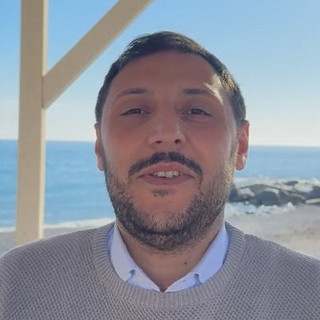 Sanremo: Cristian Quesada Vs Generale Vannacci "Da Don Rodrigo si è trasformato in Don Abbondio" (Video)