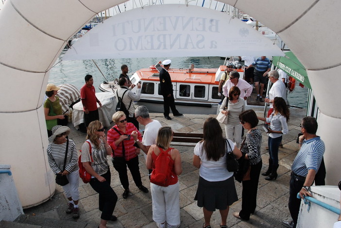 Sanremo: arriva domani in rada la prima delle tre navi da crociera previste fino a domenica