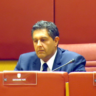 Prima giornata del Consiglio Regionale dell'era Toti: le prime dichiarazioni e le interviste ai consiglieri ponentini