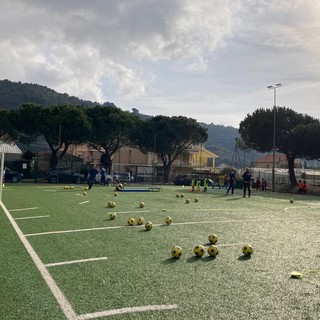 Calcio, al campo Zaccari inizia l’attività dei Pulcini 2012 della Polisportiva Vallecrosia Academy Calcio, al campo Zaccari inizia l’attività dei Pulcini 2012 della Polisportiva Vallecrosia Academy