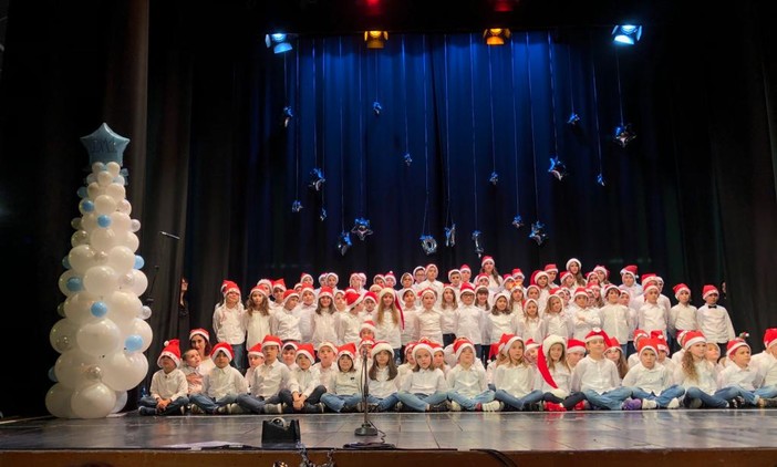 Ventimiglia: ieri sera al teatro comunale il concerto di Natale della Scuola Primaria di Nervia (Foto) Ventimiglia: ieri sera al teatro comunale il concerto di Natale della Scuola Primaria di Nervia (Foto)