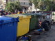 Sanremo: immondizia attorno ai cassonetti vicino allo Zampillo in pieno centro, le foto del degrado