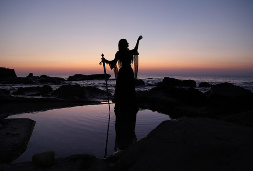 "Bordighera. Corpo, terra, luce": al via l'esposizione d’arte fotografica di Chiara Mazzocchi (Foto)