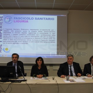 La Asl1 presenta il Fascicolo Sanitario Elettronico: “È quello che chiedono i cittadini, meno carte, meno burocrazia, semplificazione” (foto e video) La Asl1 presenta il Fascicolo Sanitario Elettronico: “È quello che chiedono i cittadini, meno carte, meno burocrazia, semplificazione” (foto e video)
