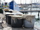 Sanremo: il 'passaggio' della droga tra spacciatori e tossici sulla banchina del porto, usati i 'mastelli' dei pescatori