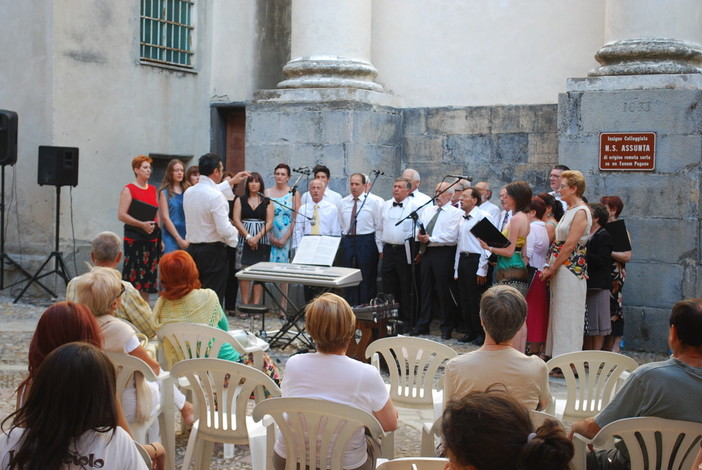 Triora: fervono i preparativi per i festeggiamenti di Ferragosto e dell'Assunta