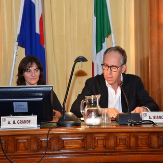 Sanremo: oggi il primo contatto tra l'Assessore regionale alla Sanità Viale e la Conferenza dei Sindaci Sanremo: oggi il primo contatto tra l'Assessore regionale alla Sanità Viale e la Conferenza dei Sindaci