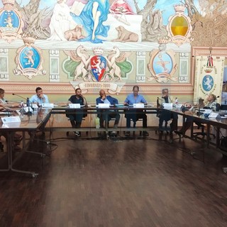 Diano Marina: martedì prossimo torna a riunirsi il consiglio comunale, ecco l'ordine del giorno