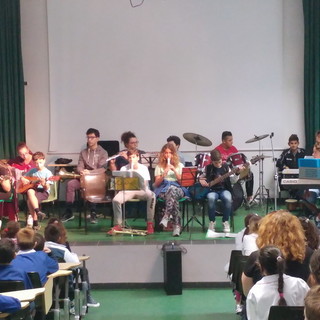 Ventimiglia: partiti i corsi musicali organizzati presso la Scuola Media Biancheri di Ventimiglia Ventimiglia: partiti i corsi musicali organizzati presso la Scuola Media Biancheri di Ventimiglia