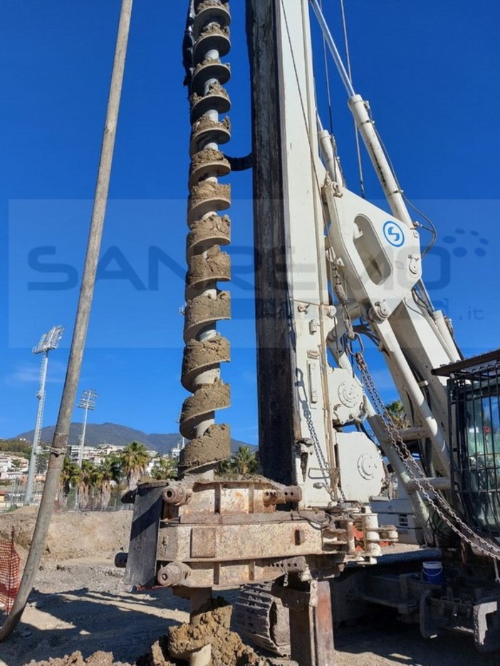 Sanremo: imprevisto alle palificazioni del Palasport di Pian di Poma, dal Comune confermano la regolarità dell'intervento