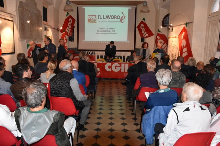 Dichiarazioni dell'Assessore regionale Gianni Berrino su 'Garanzia giovani': la risposta della Cgil