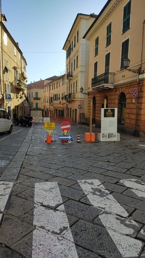 Imperia, inizia la seconda fase dei lavori in via Cascione: le modifiche alla viabilità Imperia, inizia la seconda fase dei lavori in via Cascione: le modifiche alla viabilità