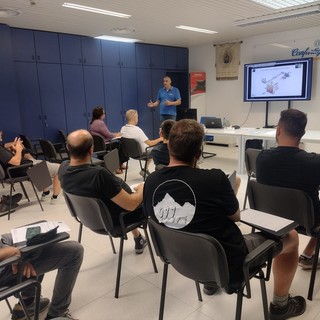 Grande affluenza al corso ‘D10c diagnosi climatizzazione elettronica’ organizzato dalla Confartigianato