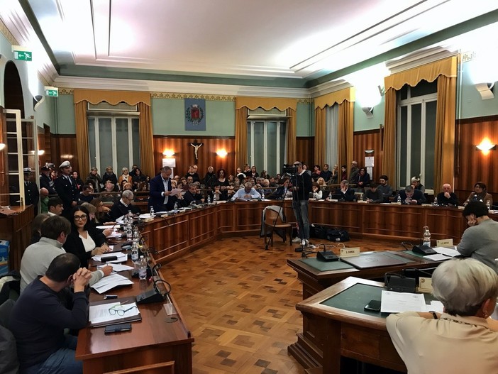 Sanremo: mercoledì prossimo torna il Consiglio comunale, appuntamento alle 17.30 in via telematica Sanremo: mercoledì prossimo torna il Consiglio comunale, appuntamento alle 17.30 in via telematica