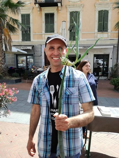 Marco Damele e la “sua” cipolla egiziana