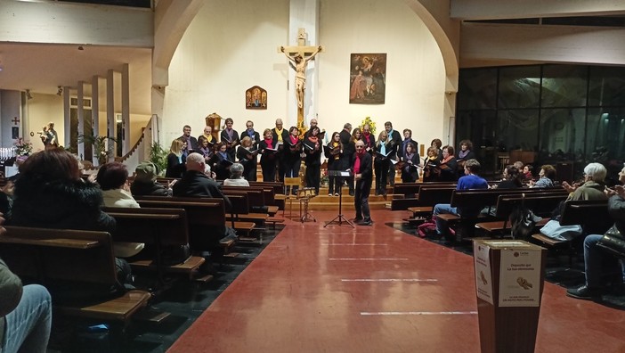 A Perinaldo il Coro Troubar Clair festeggia 40 anni: sabato in piazza con Mongioje e Balandrin di Nizza tra musica A Perinaldo il Coro Troubar Clair festeggia 40 anni: sabato in piazza con Mongioje e Balandrin di Nizza tra musica