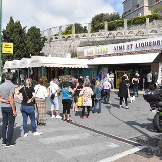 Ventimiglia: i francesi potranno comprare solo una stecca di sigarette, la federazione Tabaccai non ci sta