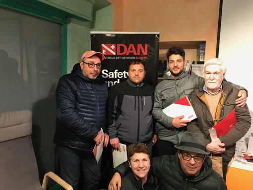 Ventimiglia: rinnovo della certificazione Dan Bls-d per i volontari della frazione di Torri (Foto)