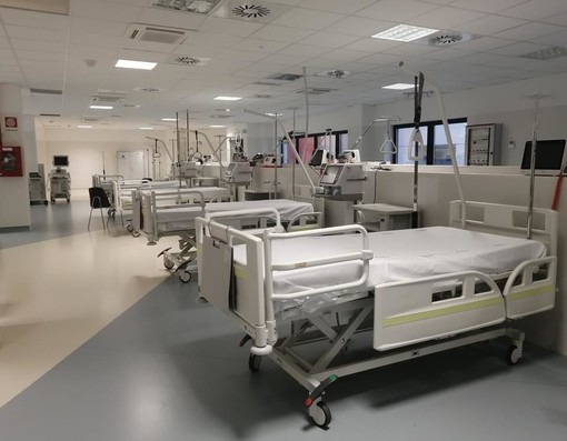 Nuovo cluster all'ospedale di Imperia: 11 pazienti del reparto di Medicina positivi al covid-19 Nuovo cluster all'ospedale di Imperia: 11 pazienti del reparto di Medicina positivi al covid-19