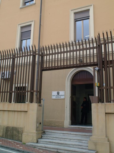 Con il Decreto del Ministro della Giustizia in provincia di Imperia 42 poliziotti penitenziari in meno