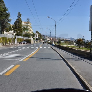 Sanremo: violenta rissa in corso Marconi, tunisini aggrediscono il personale di sicurezza del K-Beach. Intervento di Polizia e Carabinieri