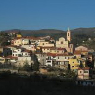 Imperia: emergenza maltempo. Situazione critica in Caramagna. Allagati alcuni negozi. Traffico deviato in Regione Marte Imperia: emergenza maltempo. Situazione critica in Caramagna. Allagati alcuni negozi. Traffico deviato in Regione Marte