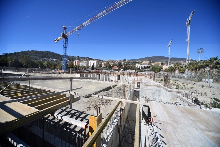 Sanremo: questa mattina importante riunione per la ripresa dei lavori del palazzetto dello sport Sanremo: questa mattina importante riunione per la ripresa dei lavori del palazzetto dello sport