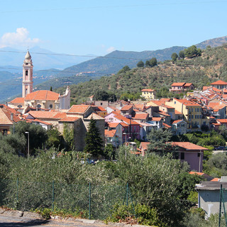Imperia: venerdì sera a Costa d'Oneglia la presentazione del libro “La Doccia Nera” di Paolo Beraldi Imperia: venerdì sera a Costa d'Oneglia la presentazione del libro “La Doccia Nera” di Paolo Beraldi