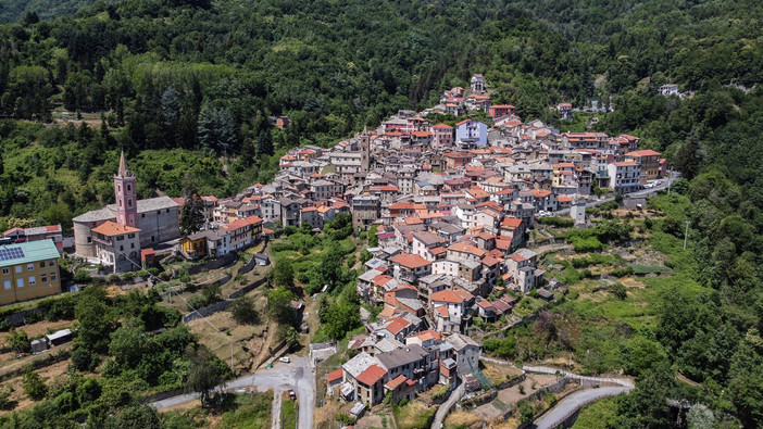 Cosio D'Arroscia: sabato prossimo al Museo delle Erbe la presentazione dei libro di Eleonora Matarrese Cosio D'Arroscia: sabato prossimo al Museo delle Erbe la presentazione dei libro di Eleonora Matarrese