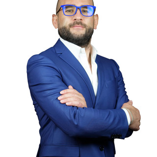 Prendere un'auto: qual è la migliore opzione dal punto di vista economico, di sostenibilità e di sicurezza? Prendere un'auto: qual è la migliore opzione dal punto di vista economico, di sostenibilità e di sicurezza?