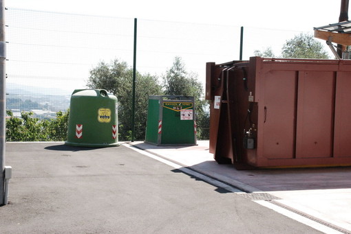 Il centro raccolta rifiuti speciali di Coldirodi