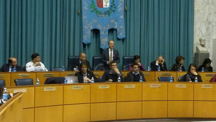 Imperia: critiche dalla minoranza, non verrà discussa in Consiglio Comunale la proposta di modifica del regolamento consiliare Imperia: critiche dalla minoranza, non verrà discussa in Consiglio Comunale la proposta di modifica del regolamento consiliare
