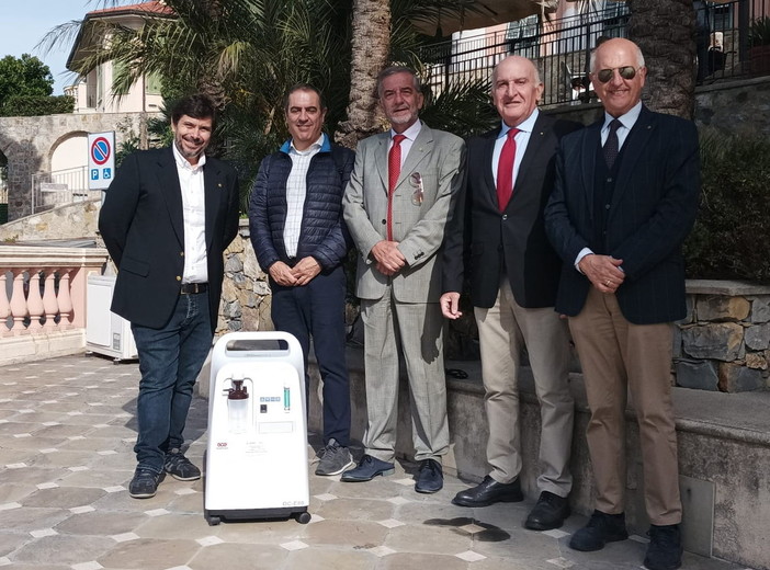 Bordighera: donato dal Rotary Club Sanremo un concentratore di ossigeno alla Rsa San Giuseppe (Foto)
